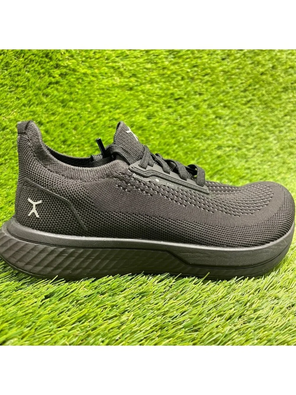 Flux Adapt Runner H2O Pro Black Womens Size 7 Athletic Running Shoes Sneakers